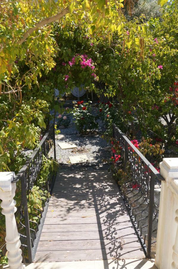 Villa Layla Kyrenia  Exterior foto